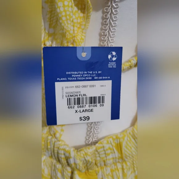 Arizona Jeans Co. Sunflower Print Romper NWT - Picture 6 of 11